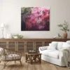 Abstraktes Acrylbild „Füreinander 1" von Katja Gramann über einem Sideboard im Wohnzimmer