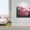 Abstraktes Originalgemälde „Füreinander Nr. 3" von Katja Gramann an weißer Wand im Schlafzimmer – Unikate kaufen fürs Schlafzimmer