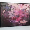 „Füreinander Nr. 4" – Seitenansicht links, gerahmtes Acrylgemälde Seitliche Ansicht von links auf das gerahmte Acrylgemälde „Füreinander Nr. 4" an weißer Wand