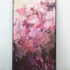 fuereinander-5-150x80x3cm-abstraktes-acrylbild-an-atelierwand-angelehnt-katja-gramann Originalgemälde "Für einander Nr. 5" in Beerentönen von Katja Gramann, 150 x 80 cm, im Atelier München/Gräfelfing – abstrakte Kunst online kaufen