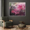 Abstraktes Acrylbild „Füreinander 2" von Katja Gramann auf grünlicher Wand hinter einem Sessel